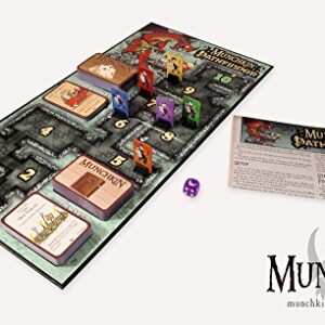 Steve Jackson Games Munchkin Pathfinder Deluxe Board Game (Base Game) | Board Game for Adults, Kids, & Family | Fantasy Adventure RPG | Ages 10+ | 3-6 Players | Avg Play Time 120 Min