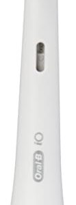 Oral-B iO Ultimate Clean Electric Toothbrush Head, Twisted & Angled Bristles for Deeper Plaque Removal, Pack of 4, White