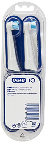 Oral-B iO Ultimate Clean Electric Toothbrush Head, Twisted & Angled Bristles for Deeper Plaque Removal, Pack of 4, White