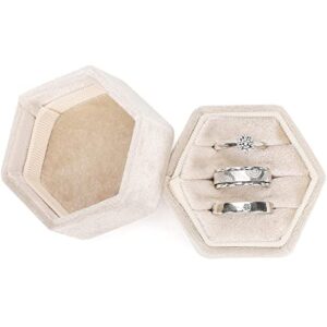 wantgor velvet jewelry ring box, 3 slots hexagon ring gift box vintage ring display holder case for wedding ceremony proposal engagement (beige, 3 slots)