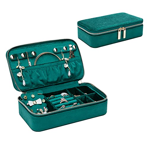 V-LAFUY Jewelry Travel Organizer, Travel Jewelry Case Small Travel Jewelry Box for Women Storage Rings Earrings Necklaces - Emerald Velvet Green