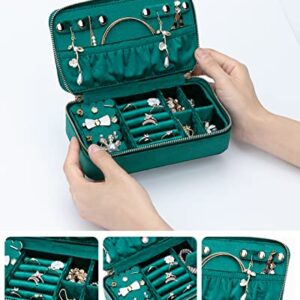 V-LAFUY Jewelry Travel Organizer, Travel Jewelry Case Small Travel Jewelry Box for Women Storage Rings Earrings Necklaces - Emerald Velvet Green