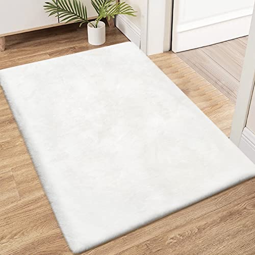 Fixseed Small Rugs White Fluffy Faux Rabbit Fur Rug 2 x 3 for Bedroom Bathroom, Machine Washable Modern Area Rugs Non Slip Entry Way Rug for Chair Living Room Bath Rug