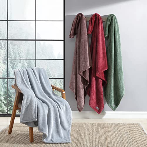 Eddie Bauer- Throw Blanket, Ultra Soft Plush Home Décor, All Season Bedding (Ultra Lux Solid Green, 50 x 60)