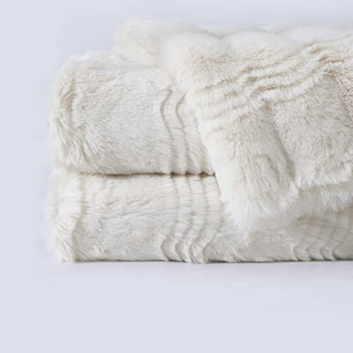 LuxenrelaX Plush Faux Fur Throw Blanket, Elegant Fuzzy Blanket with Water Wave Pattern, Warm Fluffy Blanket for Bed, Couch, Ivory White, 50x60 inches