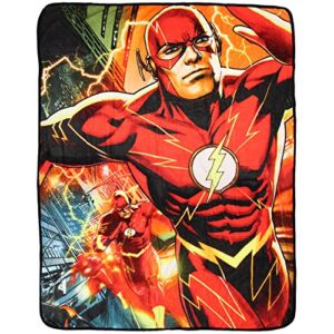 Northwest DC Comics The Flash Running Lightning Superhero Plush Throw Blanket 46' x 60'
