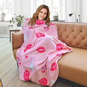 Pink Smile Face Preppy Throw Blanket Super Soft Lightweight Cute Flanne Plush Cozy Fuzzy Preppy Blanket Warm Bedding Stuff Room Decor for Home Dormitory Couch Bed Sofa 50 x 60 Inch