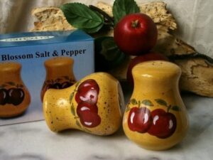 porcelain apple salt & pepper shakers