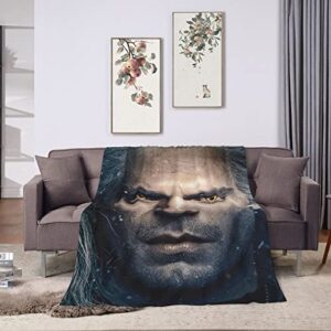 Henry Cavill Blanket Ultra-Soft Micro Fleece Lightweight Warm Throw Blanket Suitable for Bedrooms Sofa and Travel Air Conditioning