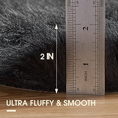 CosyCo Faux Fur Sheepskin Rug, Soft Plush Fluffy Fuzzy Area Beside Throw Rug, Decorative Luxury Chair Seat Cover for Bedroom, Living Room, Office, Couch, Floor, Home Decor, 2x3.7ft, Black