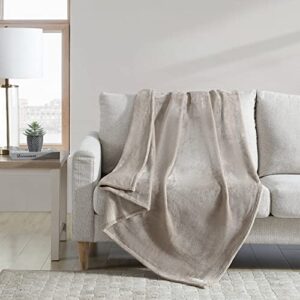 ED Ellen DeGeneres Throw Blanket Soft and Cozy Plush Bedding, Home Decor for All Seasons, 50 x 70, Beige