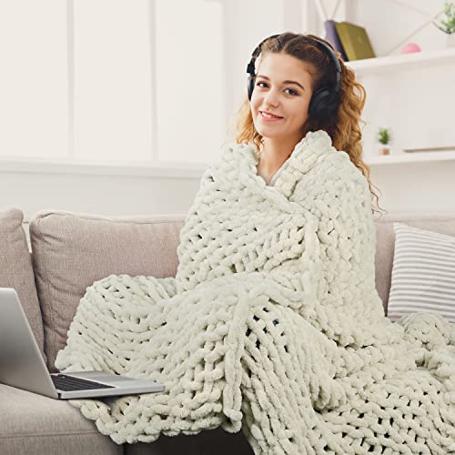 Catalonia Chunky Knit Blanket, Super Soft Plush Crochet Chenille Blanket, Knitted Yarn Blanket for Couch Bed Home Decor, Comfort Caring Gift, 50x60 inches