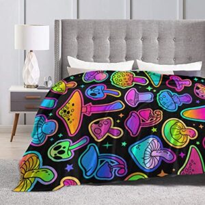 Trippy Mushroom Throw Blanket Soft Fleece Flannel Throws for Room Couch Bed Sofa Car