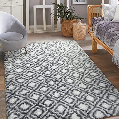 Guucha Fluffy Area Rug, Soft Plush Fluffy Carpets, Geometric Moroccan Shaggy Rugs for Living Room Bedroom Nursery Room Kids' Room, Black/White 4x6 Feet