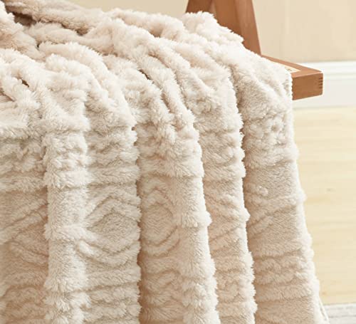 SofyCotty Sherpa Throw Blanket Soft Warm Cozy Plush Throws Blankets for Couch Sofa, Flannel Fleece Throws Geometric Knitted Pattern Blankets for Bed Living Room(50x60 inches,Ivory Beige)