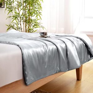 Vonty Satin Throw Blanket Silver Grey Satin Blankets 60x80 Inches, Cooling & Silky Throw Blanket Wrinkle-Free Cable Knit Throw Blanket for Coush Sofa Bed Outdoor