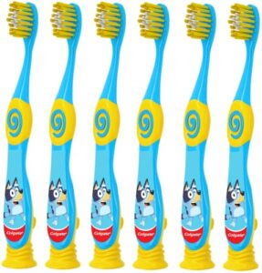 colgate bluey toothbrush for children with suction cup, kids 2-5 years old, extra soft (colors & characters very) – pack of 6