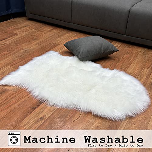 Champlus Faux Fur Rug for Bedroom Living Room Sofa, White Shaggy Fluffy Sheepskin Rug Throw Fuzzy Area Rug for Decor, Sheepskin Chair Cover Seat Pad Plush Carpet Playmat Shag Rug 2x3 Feet - White