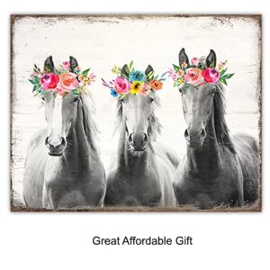 Horse Wall Art - Horses Wall Art & Decor - Barn Farmhouse Living room Home Decor - Teens Bedroom Girls Room Poster Set - Gift for Equestrian Woman - Country Western Shabby chic Boho-chic decoration