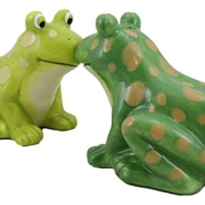 Set Of 1 Green Tree Frogs Toads Kissing Ceramic Salt And Pepper Shakers