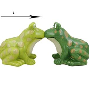 Set Of 1 Green Tree Frogs Toads Kissing Ceramic Salt And Pepper Shakers