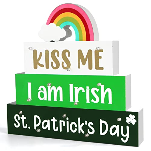 SURCVIO St Patricks Day Decorations Wooden Block Sign with Led Lights Light up Wood Sign Decor for Table Mantle Irish Themed Party Home Farmhouse Desk Decor Home Tabletop Tiered Tray Decor