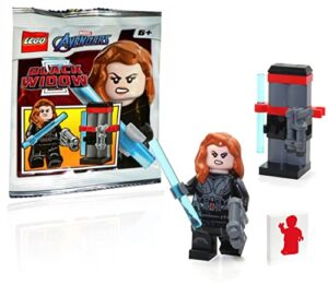 lego marvel super heroes avengers tower battle minifigure – black widow (printed arms) with weapons stand