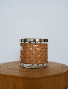 gold canyon™ – gingerbread cake scented candle, three-wick, heritage diamond-cut glass jar, new & improved look 2022