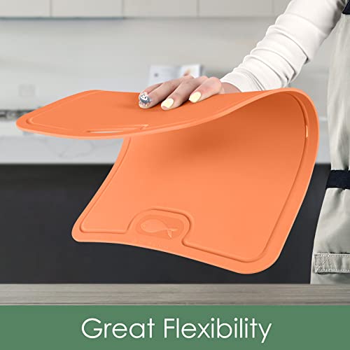 Gintan TPU Cutting Board, BPA-Free, With Knife and Juice Groove,Scratch Resistant Flexible Cutting Boards for Kitchen, Dishwasher Safe, Easy-Grip Handle, Non-Slip