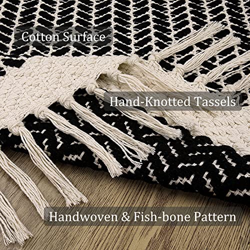 Lahome Boho Bathroom Rugs, Small 2x3 Front Door Mat Lightweight Kitchen Rug Woven Cotton Area Rug with Tassels, Farmhouse Washable Black and White Throw Rug Low Pile Carpet for Entry Laundry