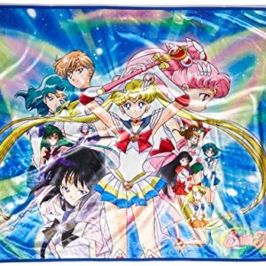 Great Eastern Entertainment Sailor Moon S Throw Blanket, Multicolor 48" Wide x 60" Long