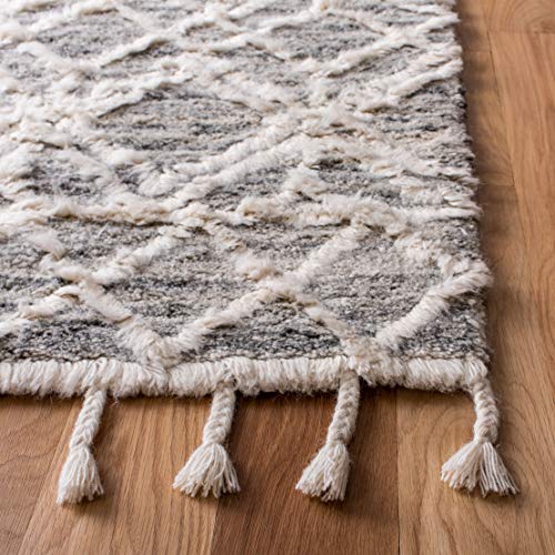 SAFAVIEH Casablanca Shag Collection 5' x 8' Grey/Ivory CSB459F Handmade Moroccan Tassel Wool Area Rug