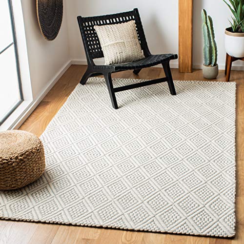 SAFAVIEH Marbella Collection 4' x 6' Ivory MRB394A Handmade Premium Wool Area Rug