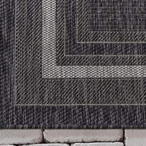 Unique Loom Outdoor Border Collection Casual Solid Border Transitional Indoor and Outdoor Flatweave Black Area Rug (4' 0 x 6' 0)