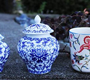 Ancient Chinese Style Blue and White Porcelain Helmet-shaped Temple Jar. Medium