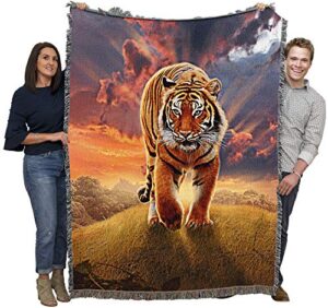 pure country weavers rising tiger blanket by vincent hie – gift tapestry throw woven from cotton – made in the usa (72×54)