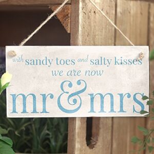 Meijiafei With Sandy Toes .. Mr & Mrs - PVC Sign Beach Wedding / Married Sign 10"x5"