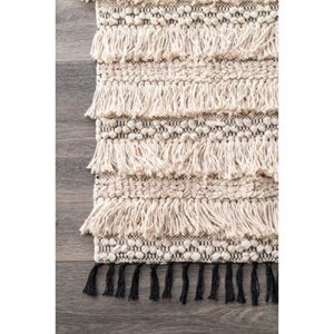 nuLOOM Emerita Tassel Shag Area Rug, 5' x 8', Beige