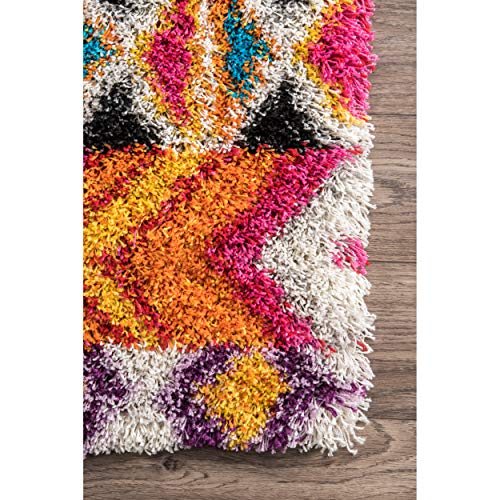 nuLOOM Zhora Moroccan Shag Area Rug, 5' 3" x 7' 6", Multi