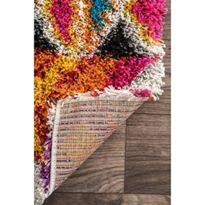 nuLOOM Zhora Moroccan Shag Area Rug, 5' 3" x 7' 6", Multi