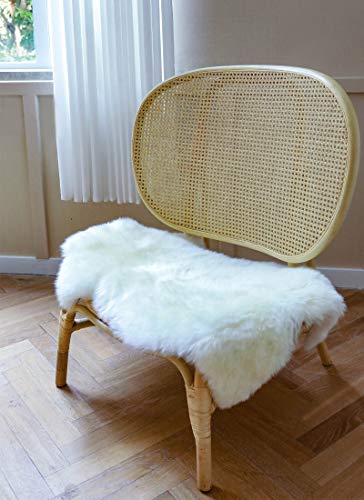 WaySoft Genuine New Zealand Sheepskin Rug, Luxuxry Fur Rug for Bedroom Living Room, Fluffy Wool Rugs for Chair Cover, Motorcycle Seat Cover