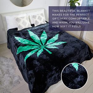 Hiyoko Weed Blanket Faux Fur Throw Blanket Queen Size – Marijuana Gifts for Stoners Faux Mink Warm Blanket