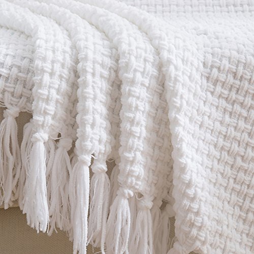 Melody House Super Soft Woven Plaid Pattern Throw, Decorative Throw Blanket with Tassels, 50x60, Bright White