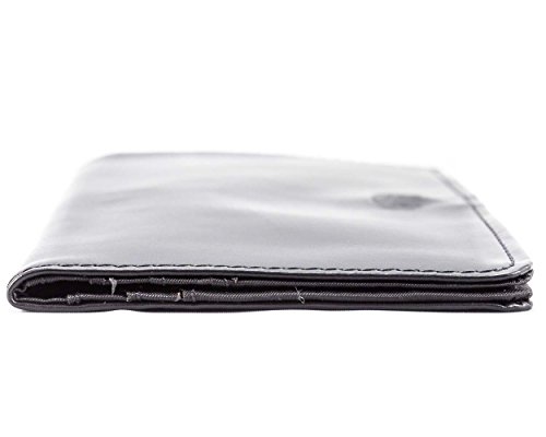 Big Skinny Women's Executive Leather Bi-Fold Checkbook Slim Wallet, Holds Up to 40 Cards, Black