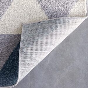 Well Woven Mystic Nova Grey Modern Geometric 5'3" x 7'3" Distressed Area Rug, 5 ft 3 in x 7 ft 3