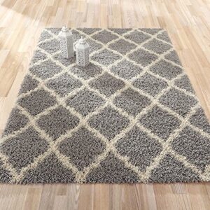 Sweet Home Stores Cozy Shag Collection Grey and Cream Moroccan Trellis Design Shag Rug (3'3"X4'7") Contemporary Living and Bedroom Soft Shaggy Area Rug