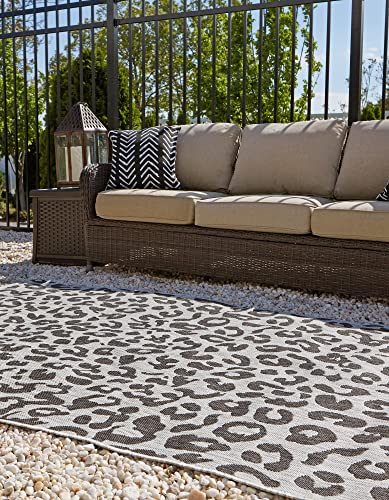 Unique Loom Outdoor Safari Collection Transitional Indoor & Outdoor Wildlife Inspired Animal Print with Leopard Design Area Rug, 4 x 6 ft, Black/Light Gray