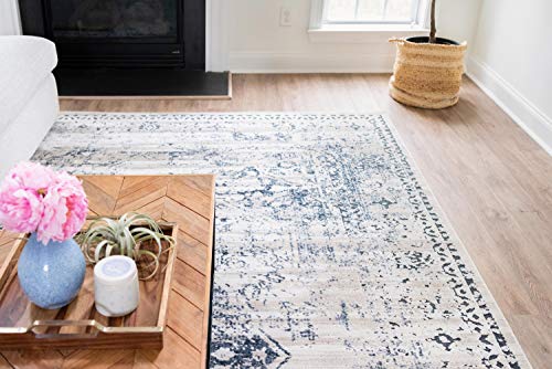 Unique Loom Chateau Collection High-Low Pile, Vintage, Traditional, Distressed, Medallion Area Rug (4' 0 x 6' 0 Rectangular, Beige/Navy Blue)