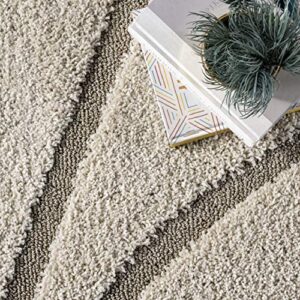 nuLOOM Carolyn Cozy Soft & Plush Shag Area Rug, 7 ft 10 in, Cream