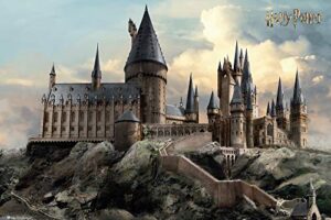 harry potter – movie poster print (hogwarts by day) (size: 36 inches x 24 inches)
